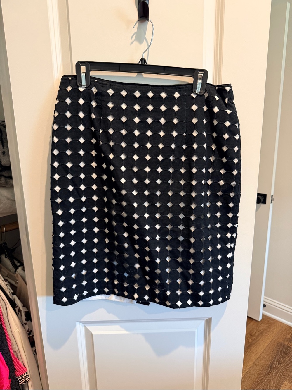 White House Black Market Black and White Geometric Pencil Skirt